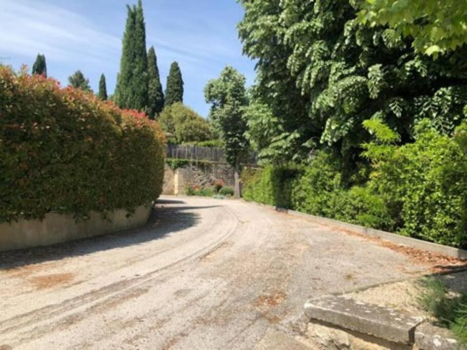 Апартаменти Le Provence Avec Piscine, Climatisation Et Parking Юзес Екстер'єр фото